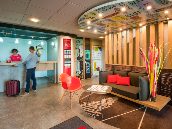 Public Area, ibis Lyon Sud Saint-Rambert-d'Albon, Drôme