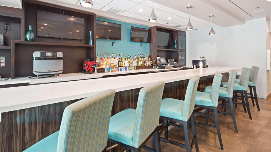 Food & Drinks 5, Best Western Plus Oceanside Inn, Broward