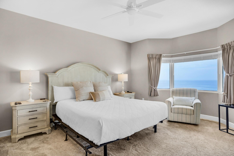 Bedroom 3, Tidewater 905, Bay