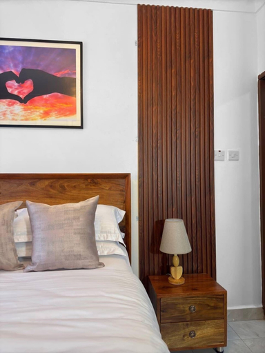 Room 2, Kayz Haven Kololo 1BR, Kampala