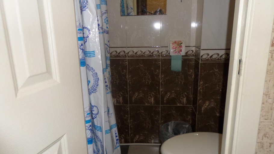 Bathroom 2, Mini Hotel on Kirova, Khabarovskiy rayon