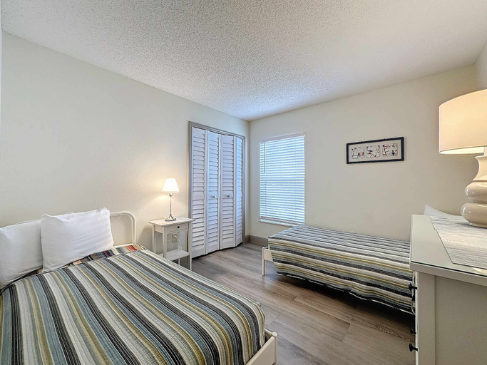 Bedroom 2, South Facing Golf Course Villa, Updates Throughout!, Polk