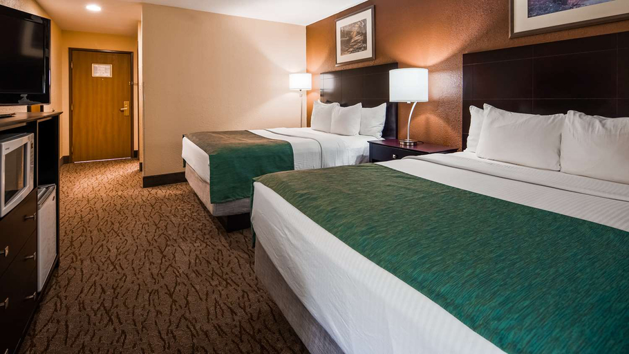 Bedroom 3, Best Western Kendallville Inn, Noble