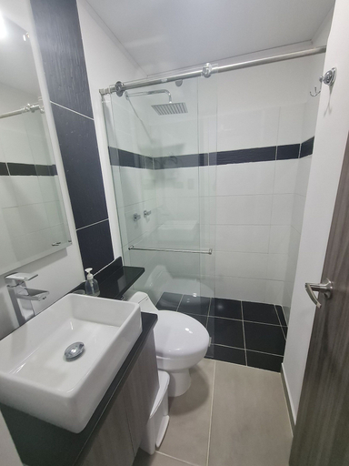 Bathroom 3, 401 Moderno Aparta-Suite en Versalles Tipo Loft - Cali Tower Suites & Lofts, Santiago de Cali