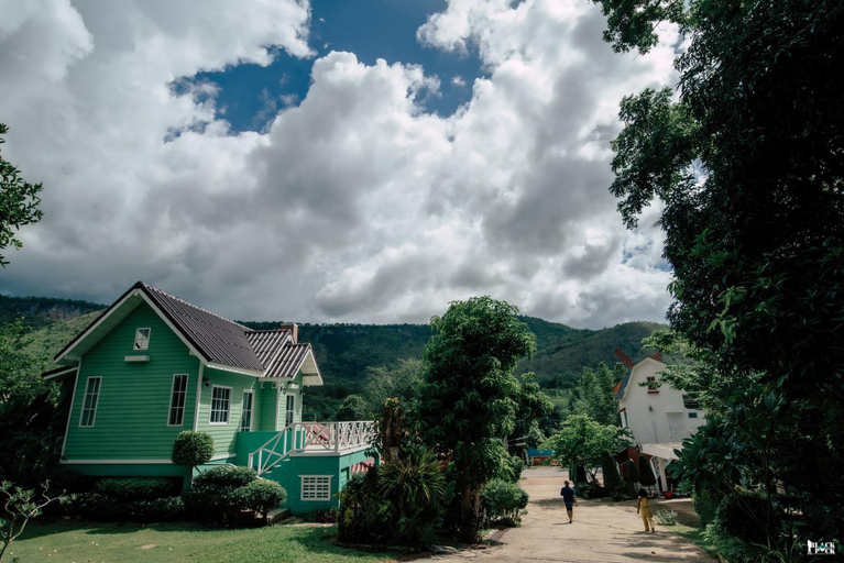 Others 5, Suriyan Villa, Si Sawat