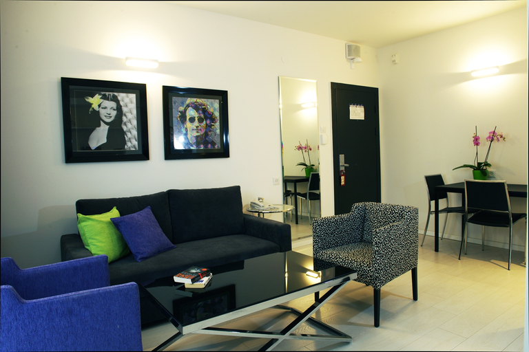 Bedroom 2, Best Western Regency Suites