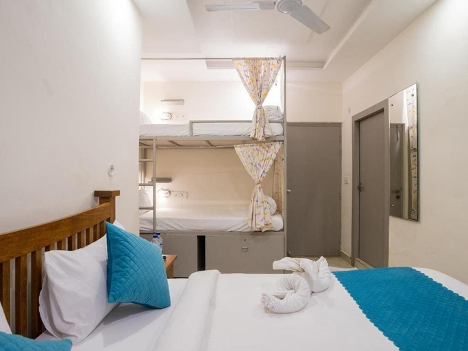Room 4, MTJ Hotels, Agra