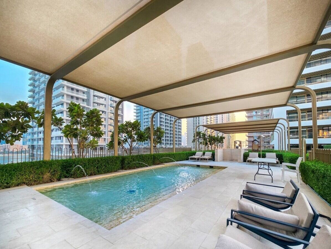 Pool 5, KeyRock - Palm View Apt with Pool, Dubai