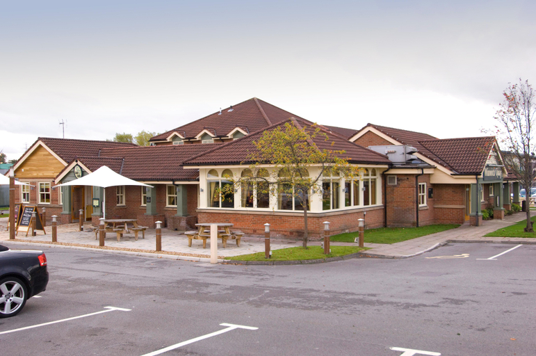 Exterior & Views 4, Premier Inn Warrington - A49/M62 J9, Warrington