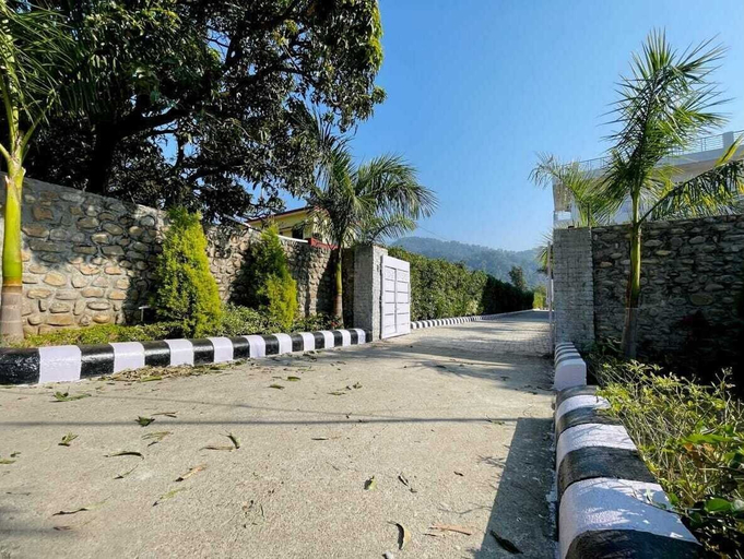 Property entrance, Dreamland Resort, Nainital