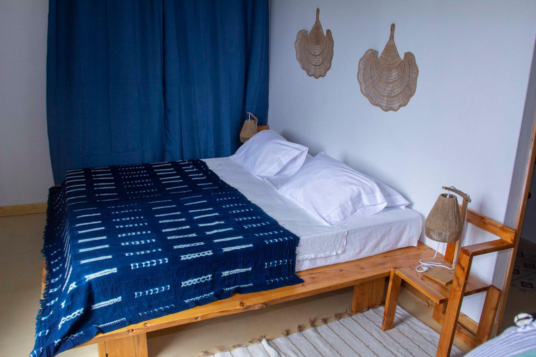 Others 3, Pipi's Guest House