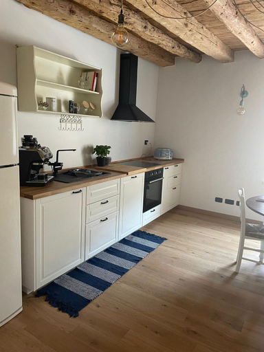 Others 5, B&B La Nicchia nel Borgo, Udine