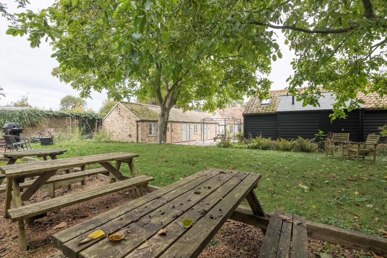Others 5, King Deluxe Ensuite with Courtyard View - Venn, Cambridgeshire
