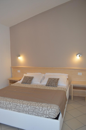 Bedroom 2, Guest Rooms Affittacamere, Nuoro