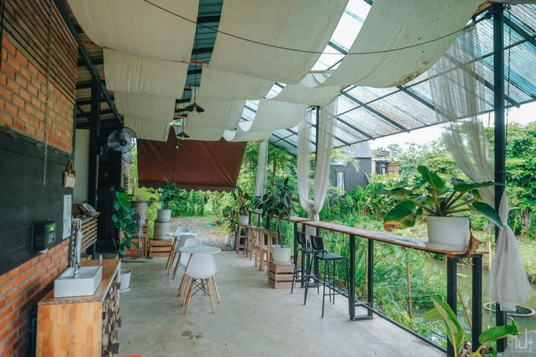 Public Area, Baansuan HinHin, Pua