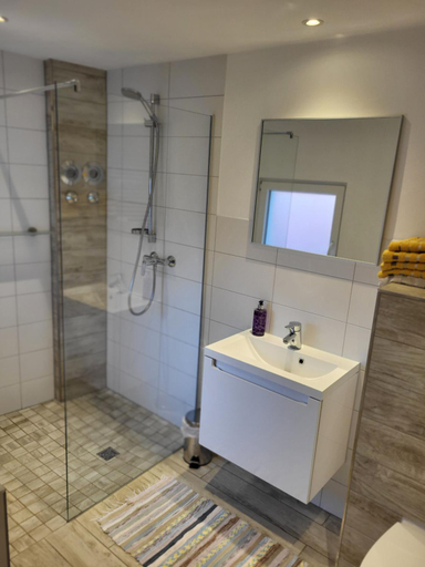 Bathroom 2, Ferienwohnung Maja, Emmendingen