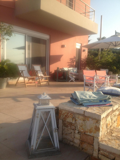 Others 2, Beautiful Villa for 10 - Private Pool, Attica
