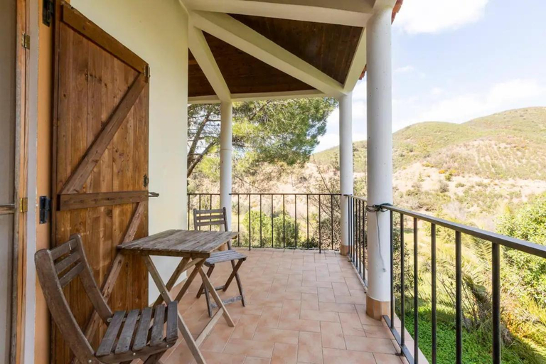 Others 5, Quinta Shangri-La, Silves