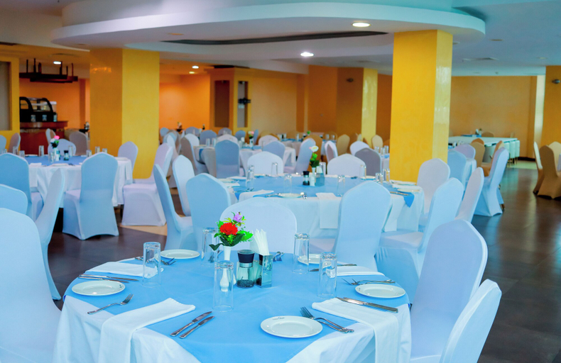 Food & Drinks 5, Best Western Parrot Hotel, Arusha Urban