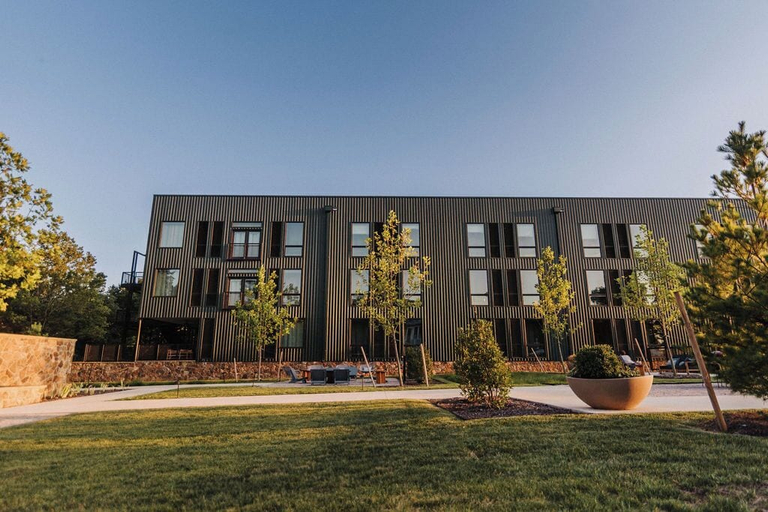 Exterior & Views 2, Stonebreaker Hotel, Washington