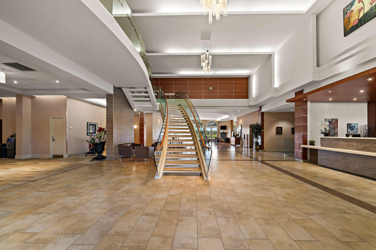 Public Area, Best Western Plus Orangeville Inn & Suites, Dufferin