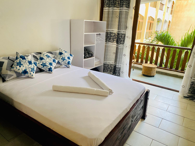 Others 5, Beachfront Studio-Waves & Wanderlust Haven, Msambweni
