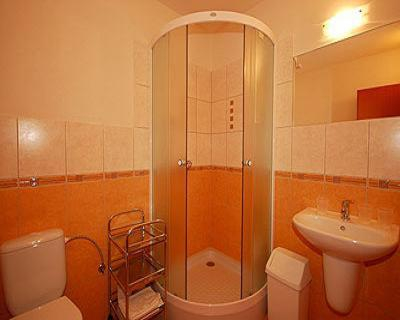 Bathroom 5, Privat Teo, Liptovský Mikuláš