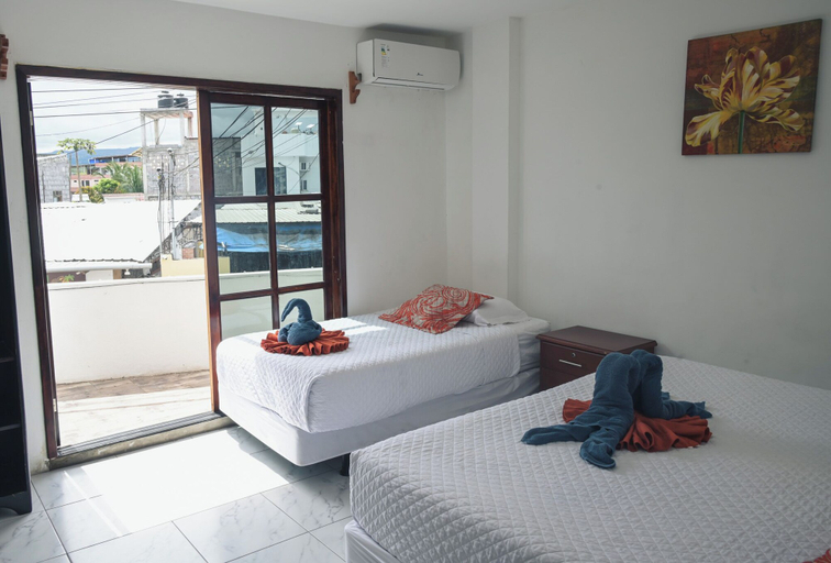 Room 3, Carpao Lodge, Santa Cruz