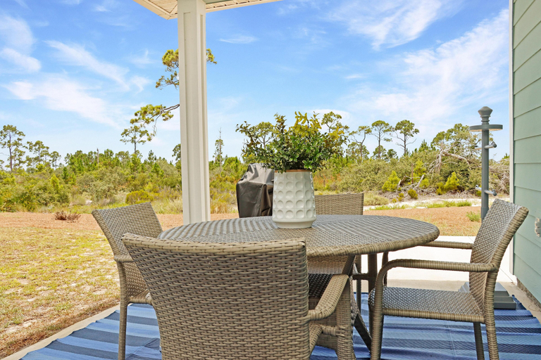 Outdoor dining 4, Sunset Bliss Cove, Gulf