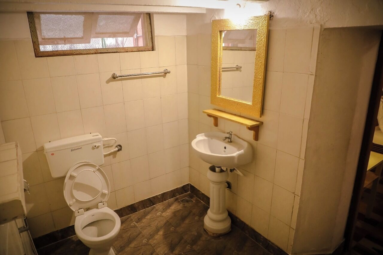 Bathroom 3, The French Villa, Puducherry