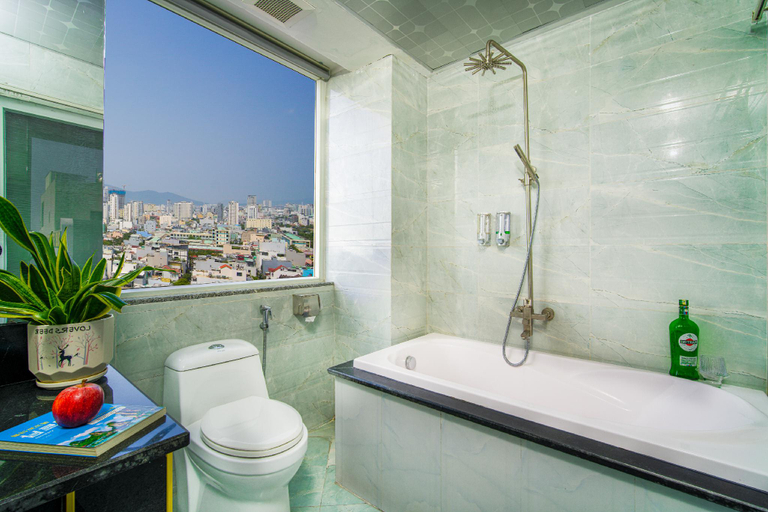Bathroom 3, Emerald Boutique Hotel DaNang, Da Nang