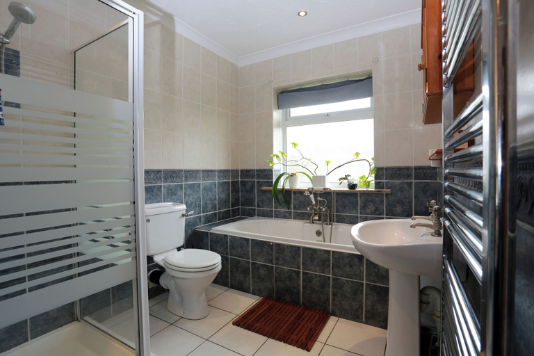 Bathroom, Cosy Haven, Bournemouth