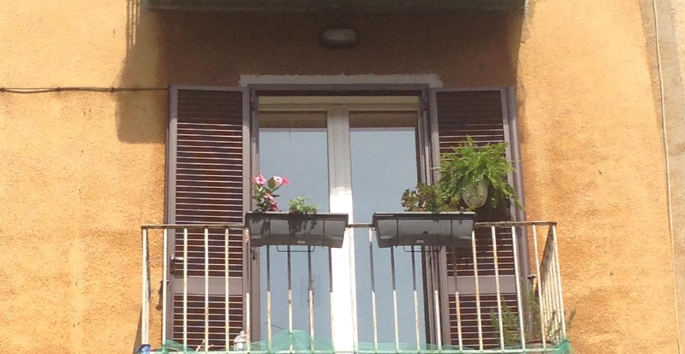 Others 4, Casa De Rosas, Bari