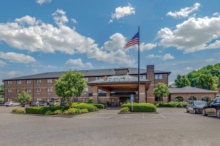 Exterior & Views 2, Comfort Inn Millersburg, Holmes
