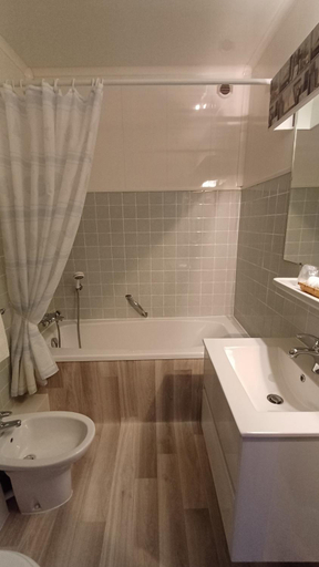 Bathroom 3, Hotel Montsegur, Aude