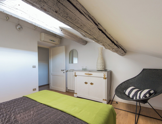 Room 5, British Embassy Terrace Apartment, Rome