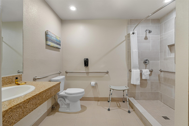 Bathroom 4, Best Western Plus Park Place Inn - Mini Suites, Orange