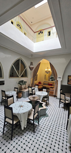 Food & Drinks 5, Ryad 91, Casablanca