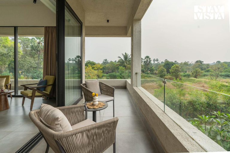 Balcony/terrace 5, StayVista at Sage Villa - Pool, Lawn & WiFi, Raigarh