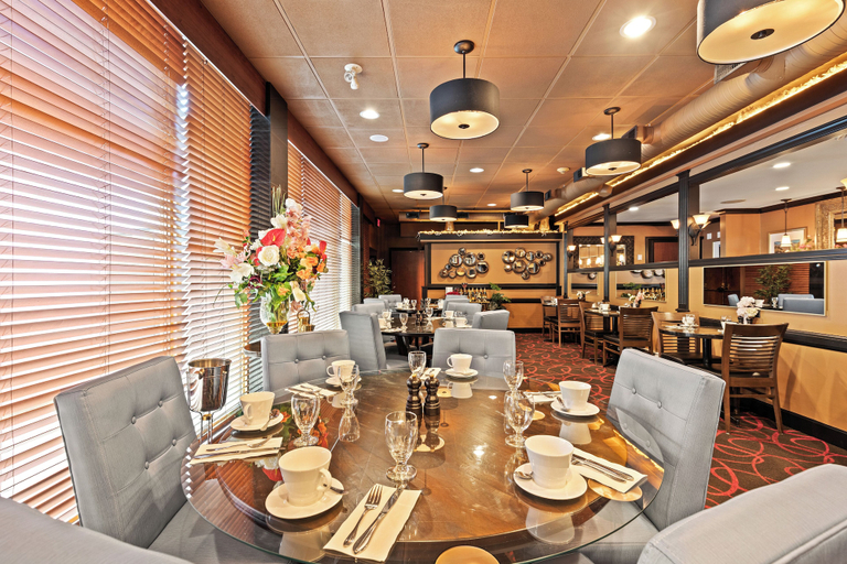 Food & Drinks 5, Best Western Plus Columbia River Hotel, Kootenay Boundary