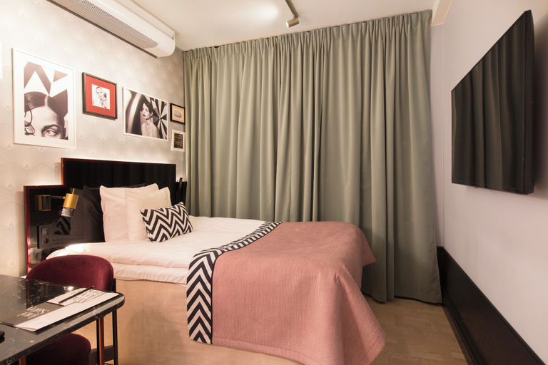 Bedroom 2, Haymarket by Scandic, Stockholm