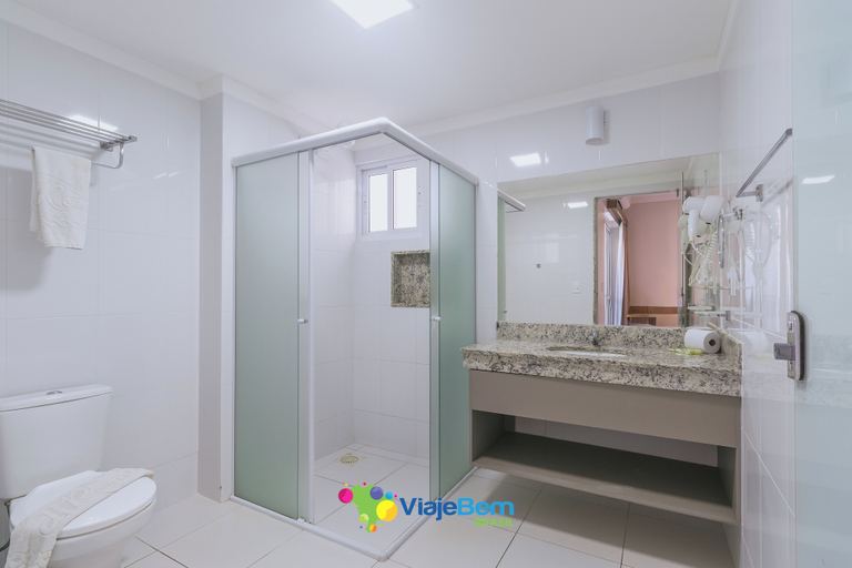 Bathroom 3, Piazza Diroma Flats Para Temporada, Caldas Novas