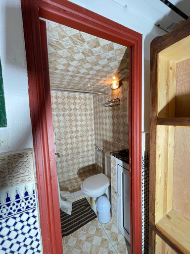 Bathroom 5, La Casa Espanyola, Fès