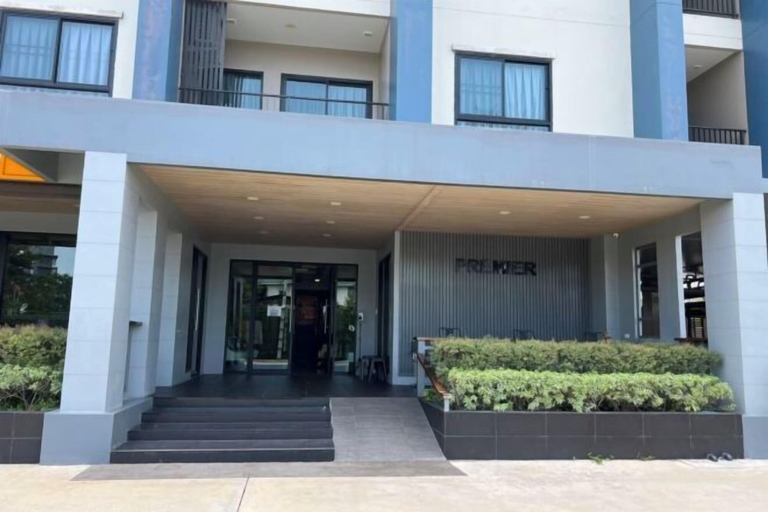 Exterior 3, Premier Luxe Hotel, Muang Chon Buri