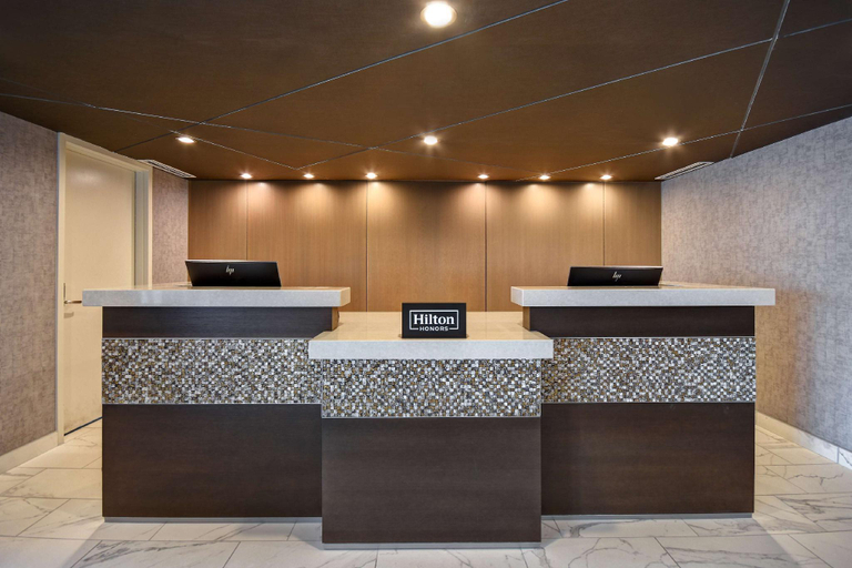 Public Area 3, DoubleTree by Hilton St. Louis Airport, Saint Louis