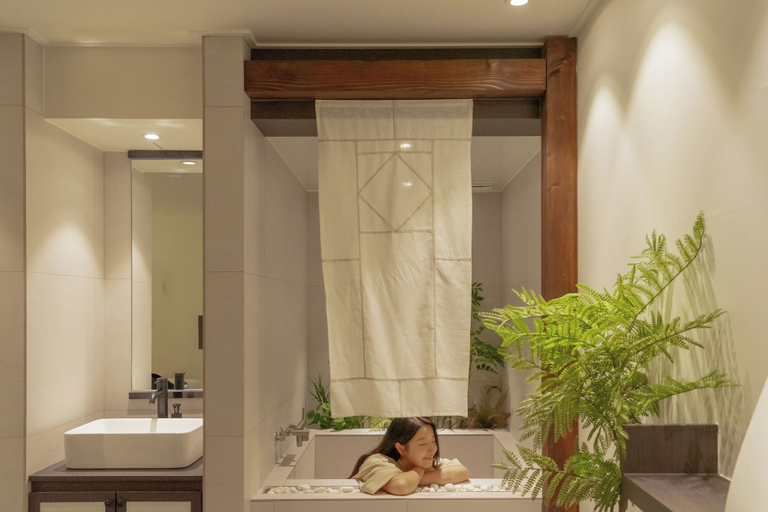 Bathroom 3, Maison de On U Jeonju Hanok Village, Jeonju