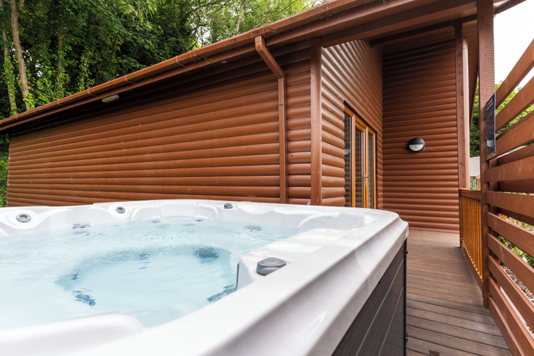 Bathroom 4, Marian Resort And Spa, Denbighshire