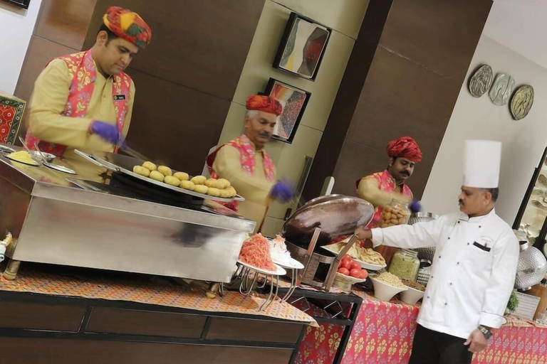 Restaurant 5, Grand Mercure Vadodara Surya Palace, Vadodara