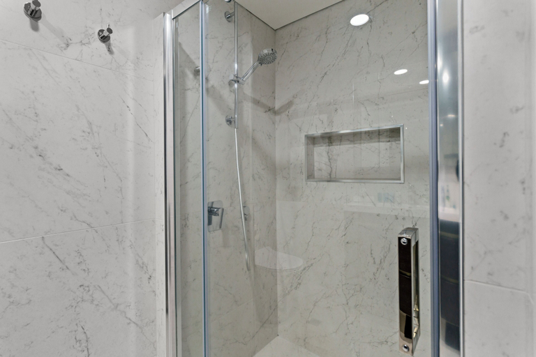 Bathroom 4, Sea City Views Takapuna Studio w Carpark, Waitakere