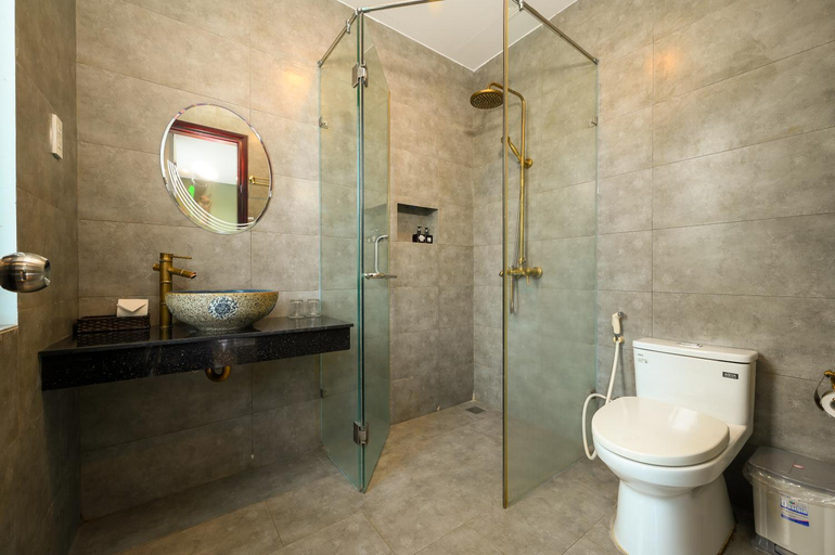 Bathroom 2, Hoi An Thang 1 Villa, Da Nang